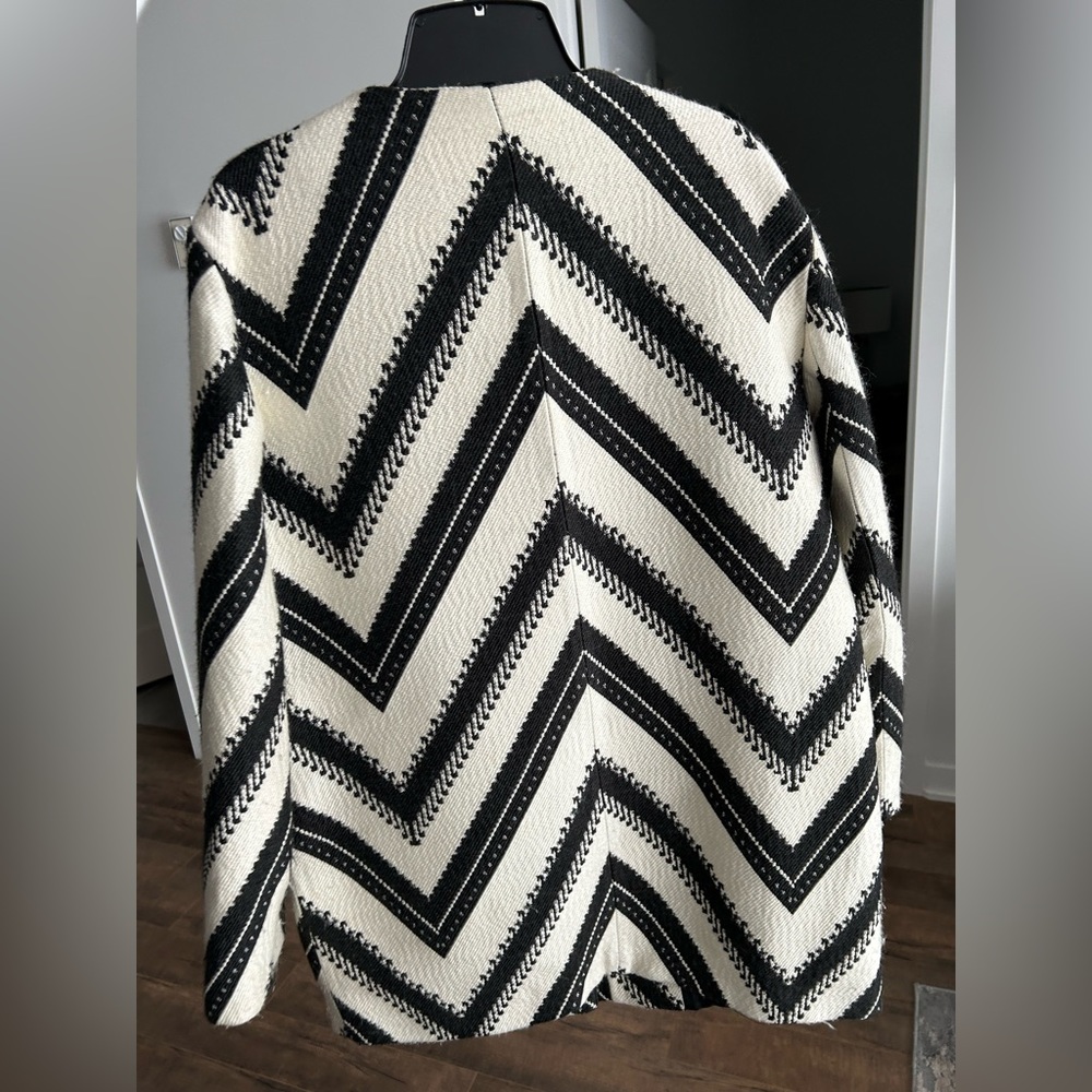 Zara Jacket - Picture 5 of 6